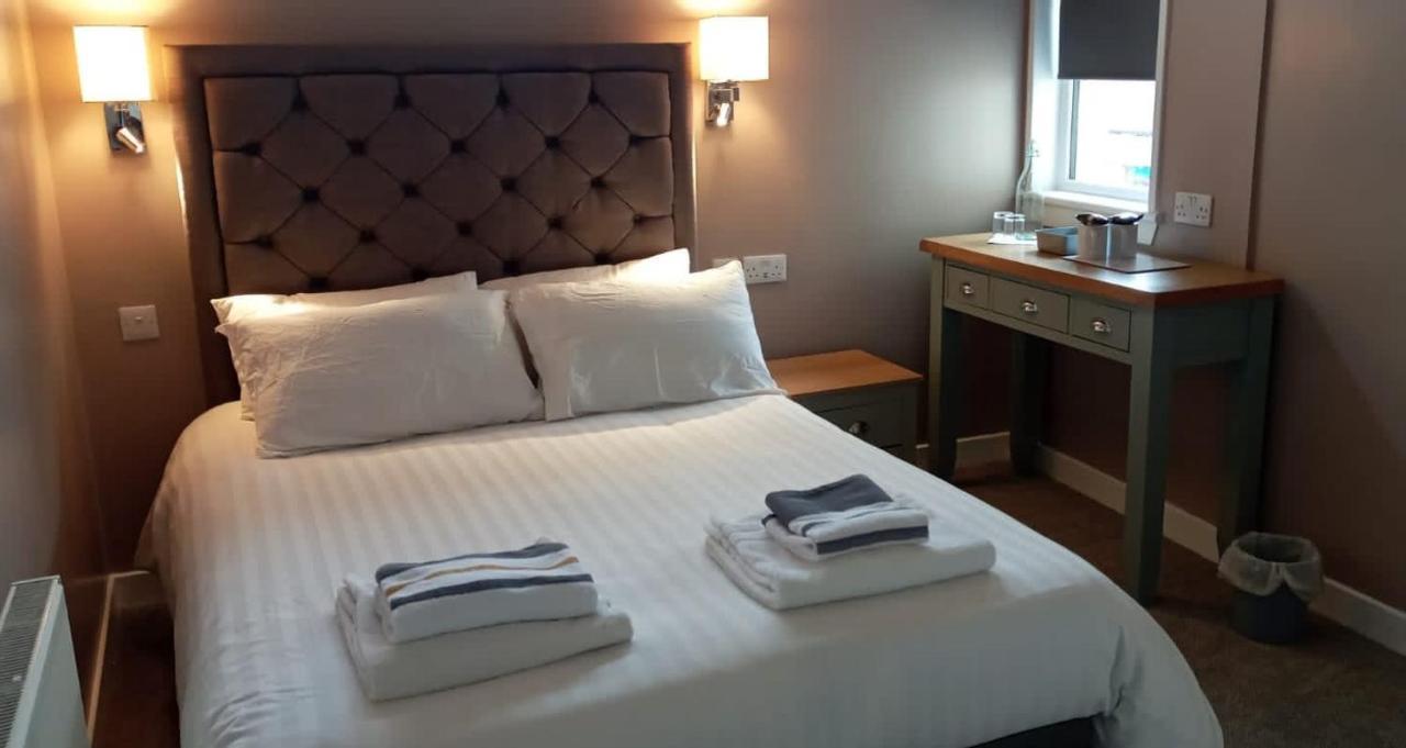 The Skye Bridge Hotel Kyle of Lochalsh Buitenkant foto